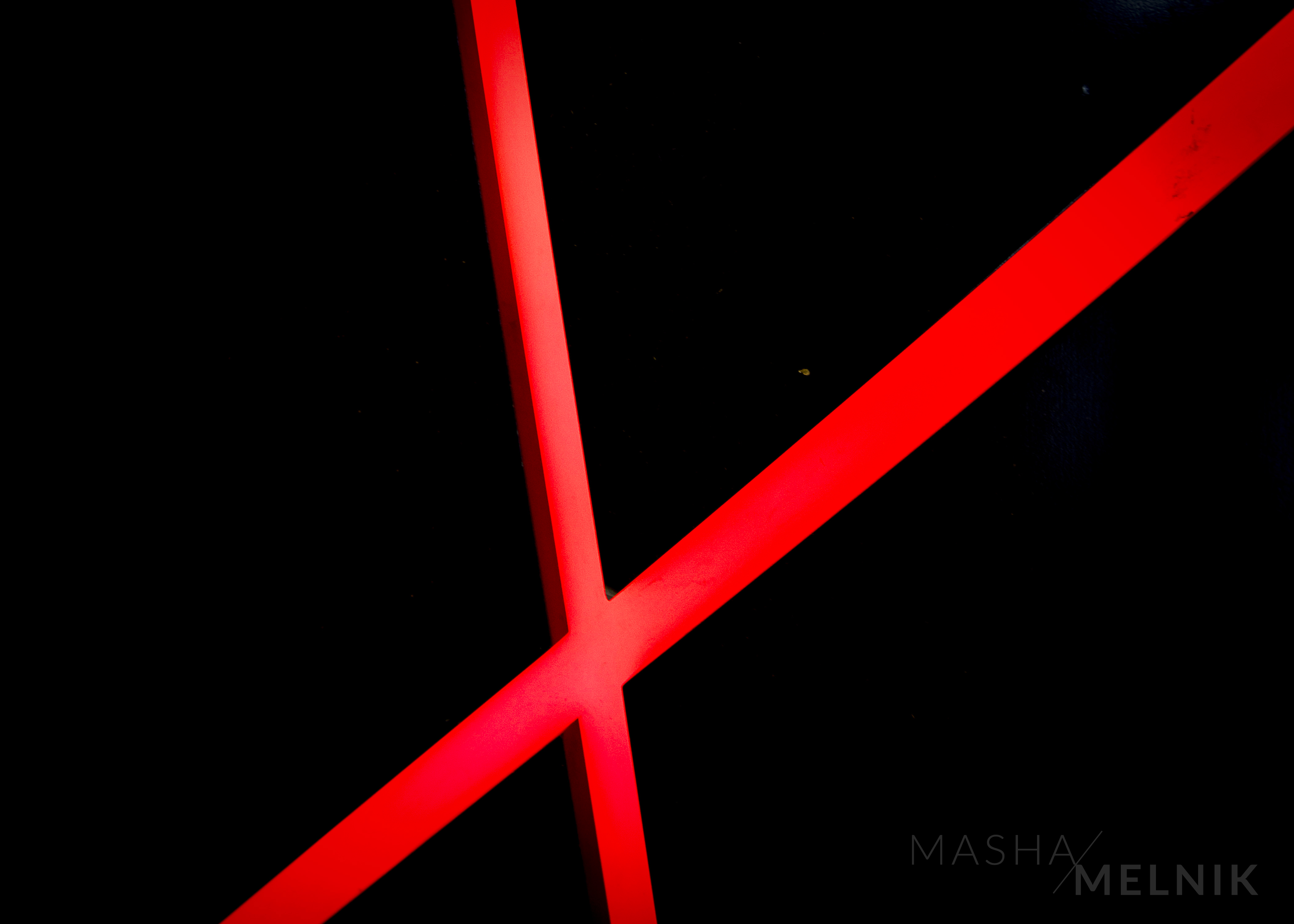 red_lines_2